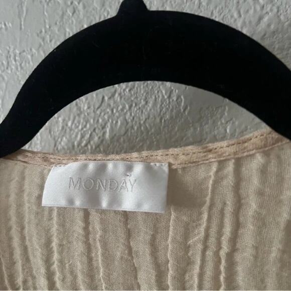 Monday Swimwear Ravello Linen Cover Up Dress in Vanilla Crinkle - Picture 7 of 9